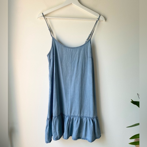 Blue chambray minidress with ruffle hem - Picture 7 of 14